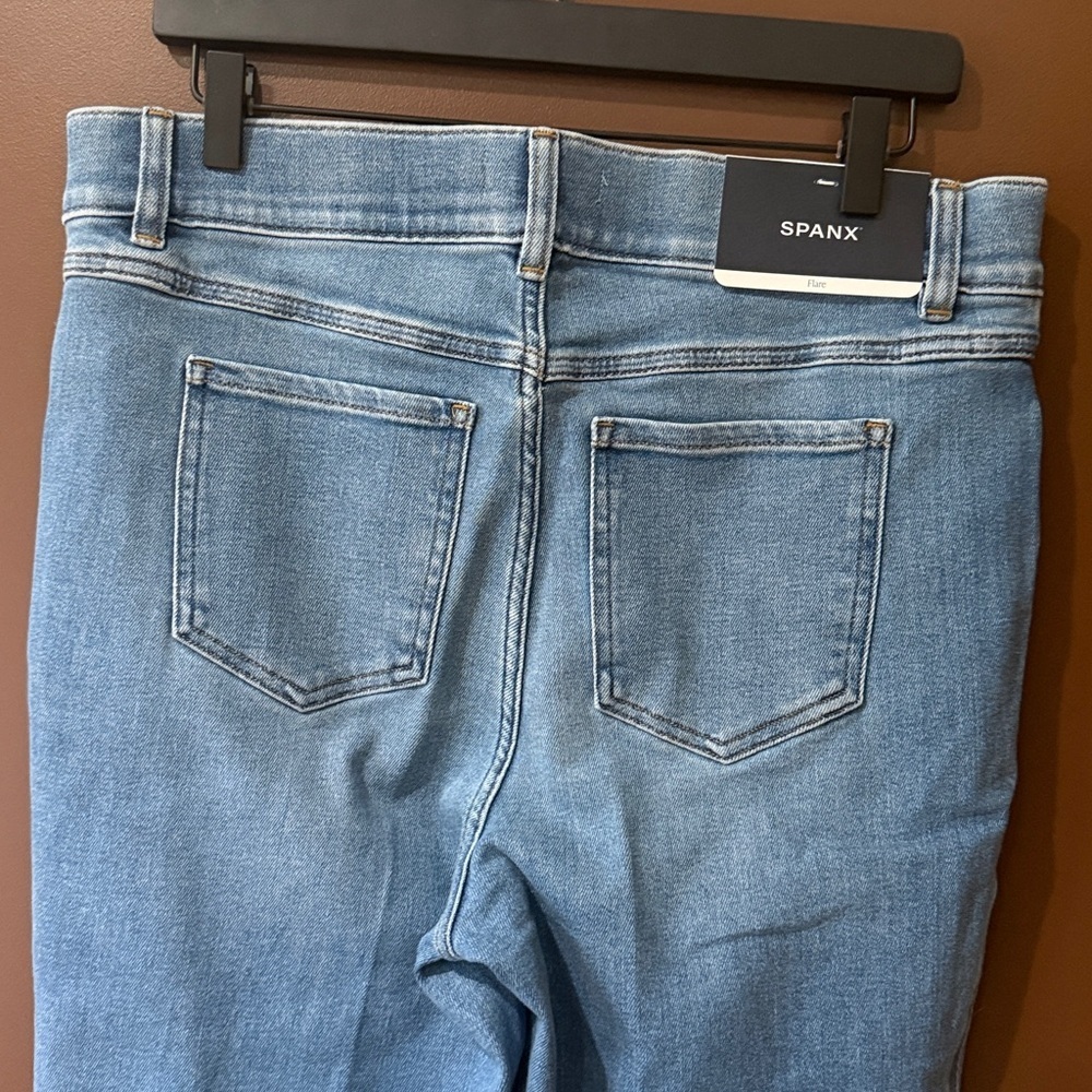 NWT SPANXshape Original EveryWear
Flare Jeans - TALL XL - Picture 12 of 16